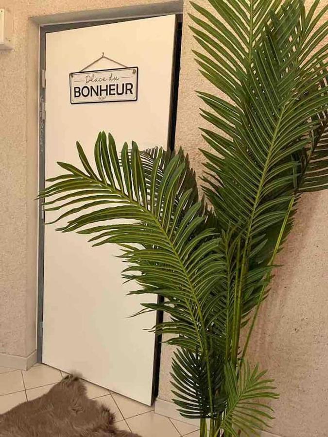 Esprit Hygge A Blois : Un Interieur Bien-Etre Apartment Exterior photo